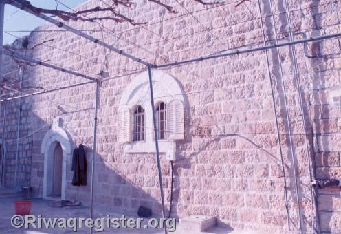 صورة لقرية جلجيليا - فلسطين: : المباني القديمة /دار يوسف بكري