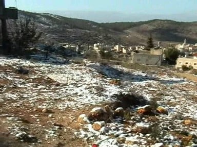صورة لقرية نحّالين - فلسطين: : نحالين تكسوها الثلوج