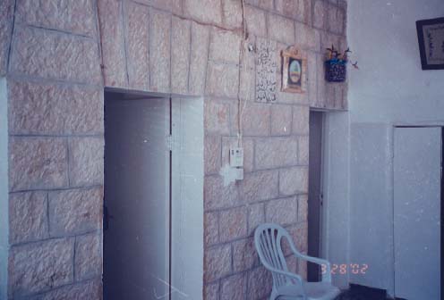 صورة لقرية رمون - فلسطين: : المباني القديمة # 16