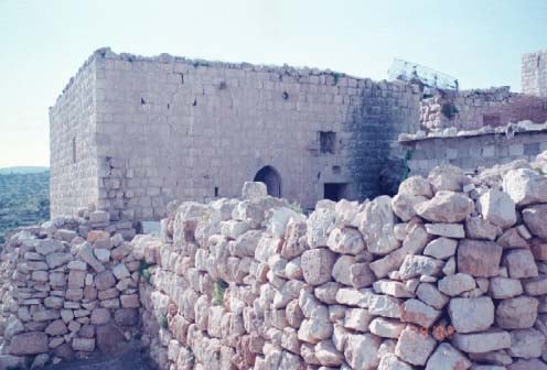 صورة لقرية رمون - فلسطين: : المباني القديمة # 24