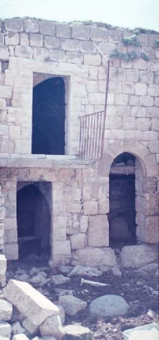 صورة لقرية رمون - فلسطين: : المباني القديمة # 32