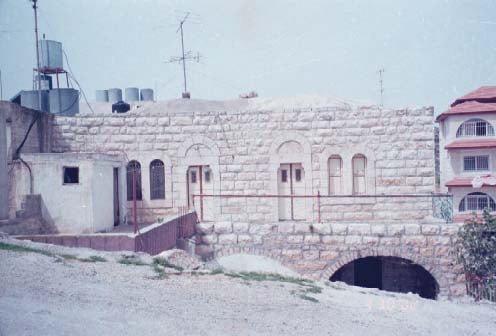 صورة لقرية رمون - فلسطين: : المباني القديمة # 68