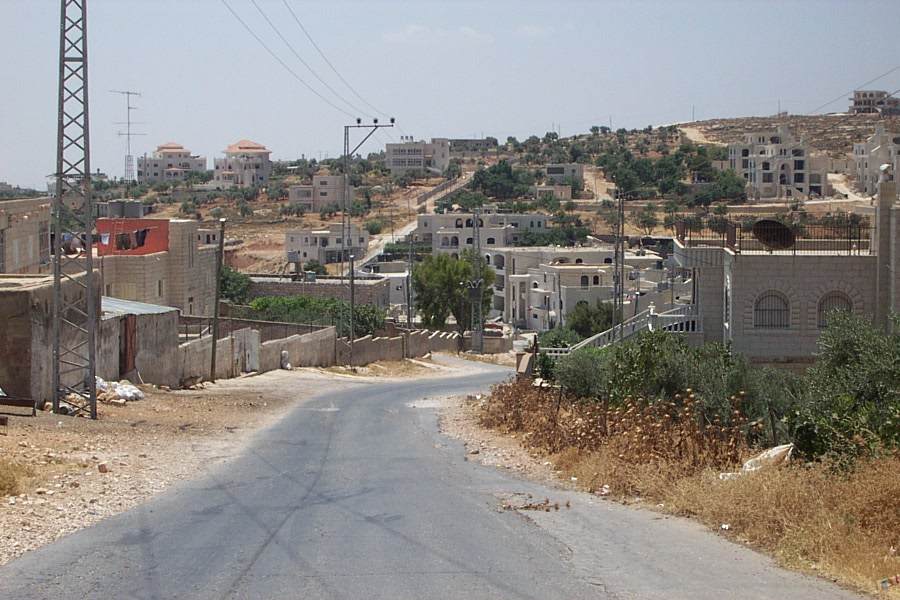 صورة لقرية رمون - فلسطين: : منظر عام من البلدة