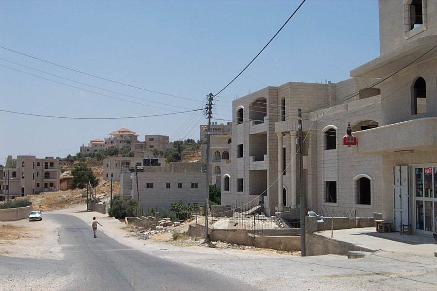 صورة لقرية رمون - فلسطين: : منظر عام من البلدة