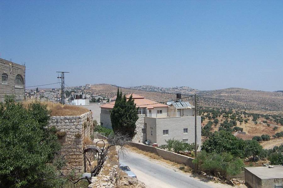 صورة لقرية رمون - فلسطين: : منظر عام من البلدة