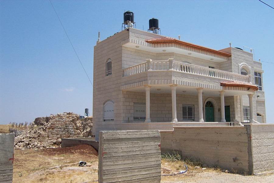 صورة لقرية رمون - فلسطين: : منظر عام من البلدة
