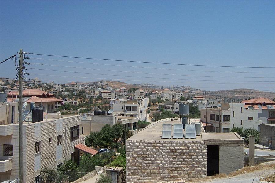 صورة لقرية رمون - فلسطين: : منظر عام من البلدة