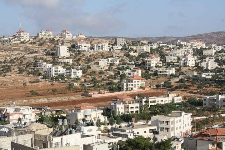 صورة لقرية رمون - فلسطين: : الشمال الغربي للقرية - جبل البرج ** تصوير :- حازم كحله **