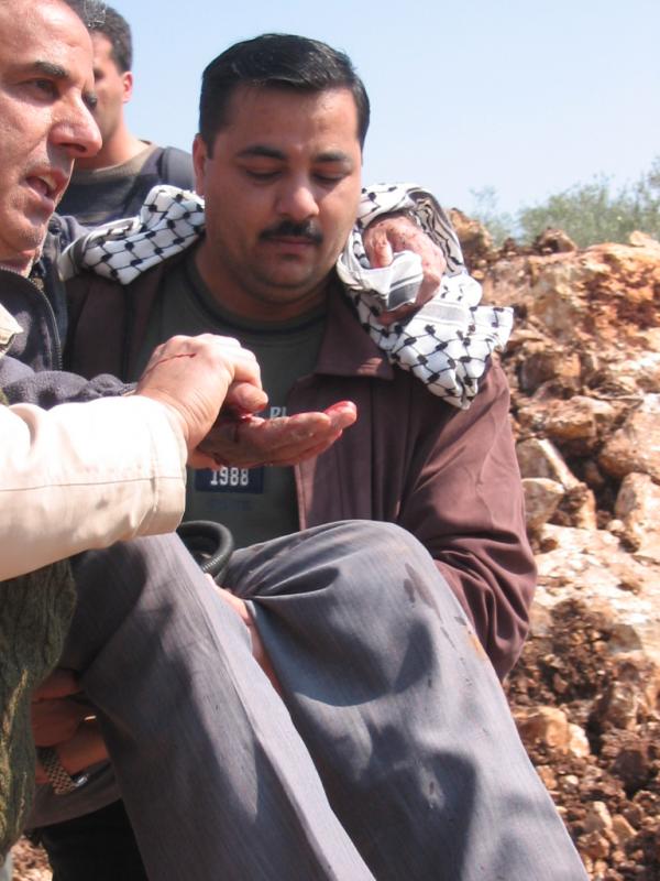 صورة لقرية صفا - فلسطين: : الإعتداءات ضد المواطنين العزل خلال مظاهرة ضد إغتصاب الأرض