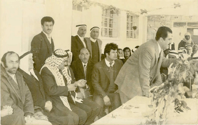 صورة لقرية يعبد - فلسطين: : صورة اخذت في عام 1976 في افتتاح احدى المدارس في المدينة