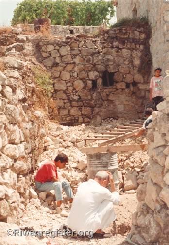 صورة لقرية عبوين - فلسطين: : بيت العبد الصهيوني