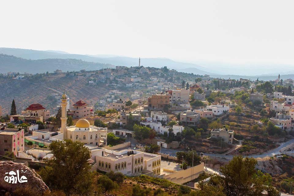 صورة لقرية عاروره - فلسطين: : منظر عام
