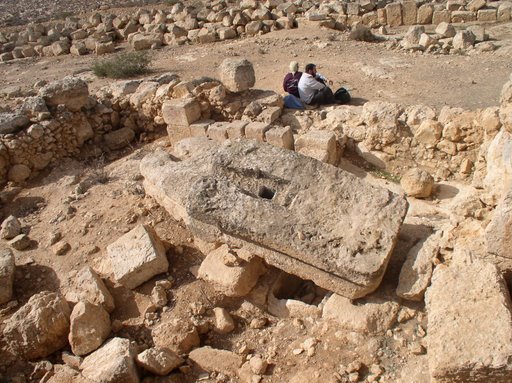 صورة لمدينة الظاهريه - فلسطين: : من آثار طانا