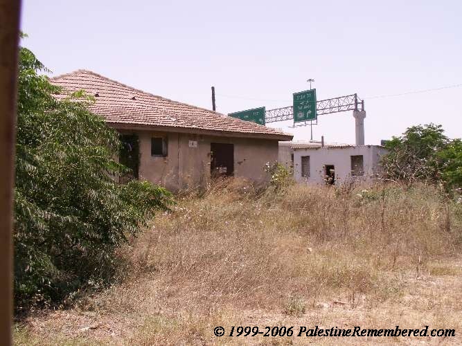 Picture for al-Khayriyya Village - Palestine: : Inside the village of al-Khayriyya #2
