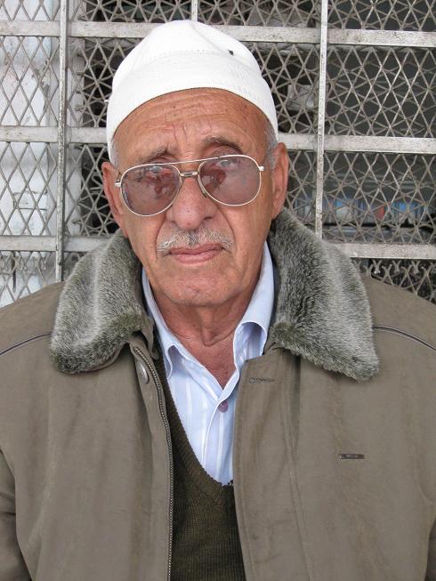 صورة لقرية وادي الحوارث - فلسطين: : ابو راشد - موسى حسن أمين جابر ( عباس ) 1935م مقيم في مخيم طولكرم